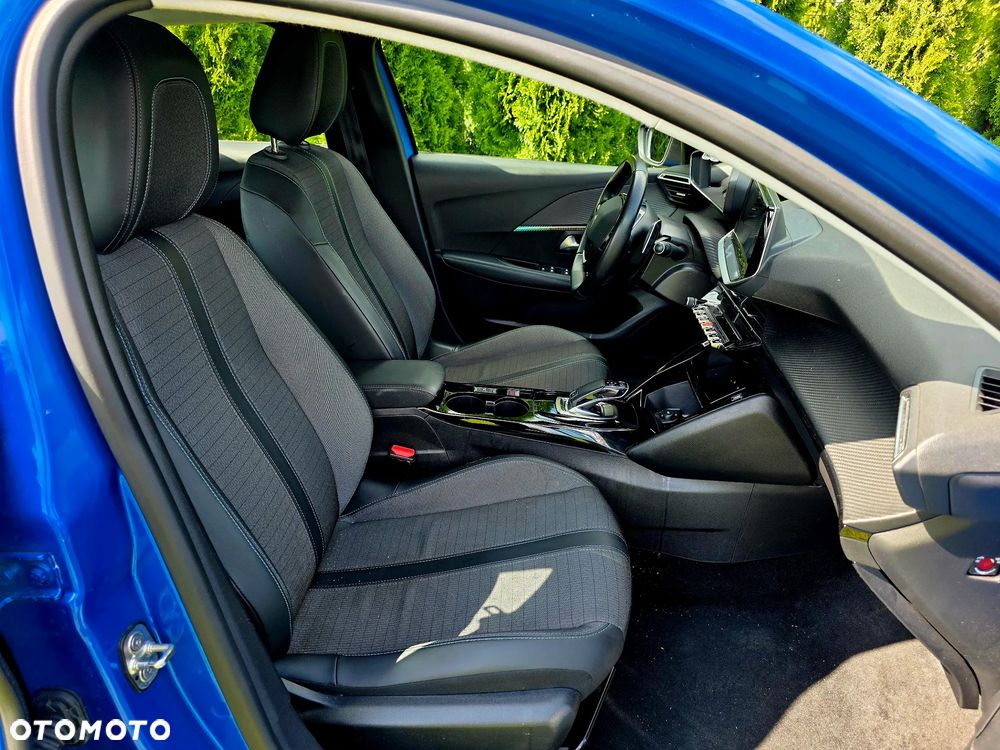 Peugeot 208 PureTech 130 EAT8 Allure - 15