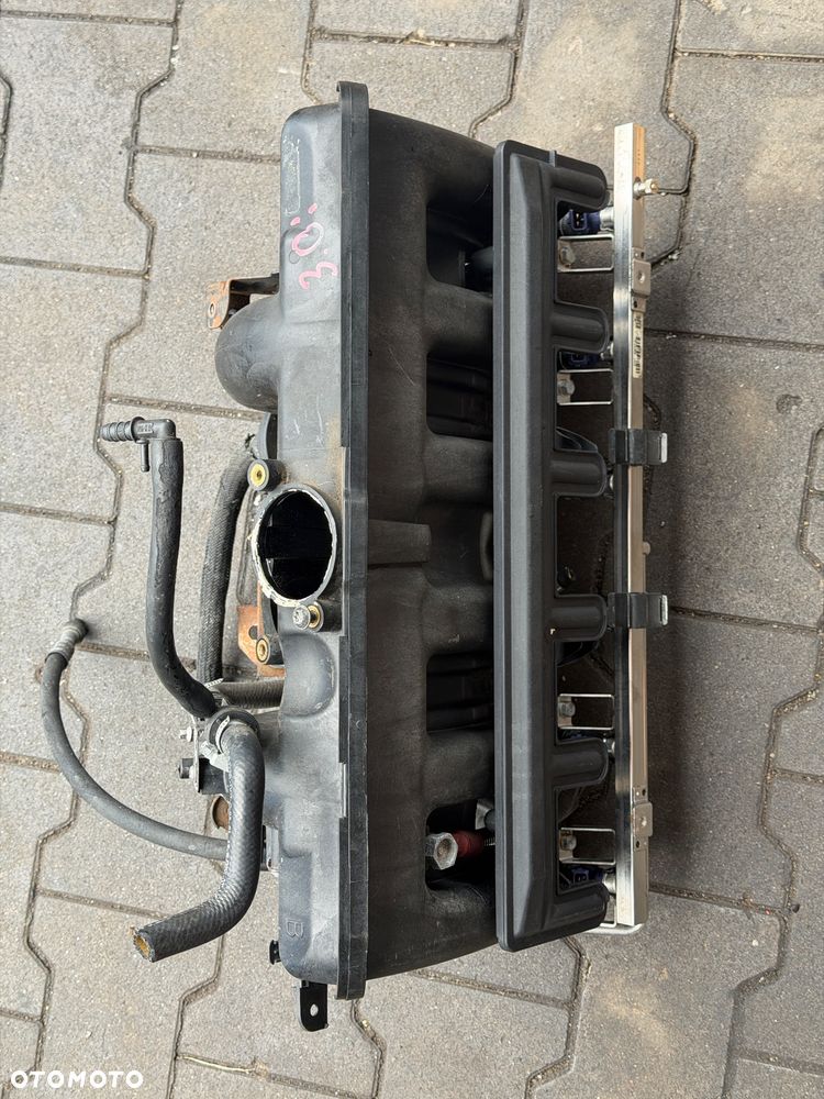 Kolektor ssący wtryski listwa M54B30 3.0i 231KM e39 e46 e53 e83 e60 e65 - 2