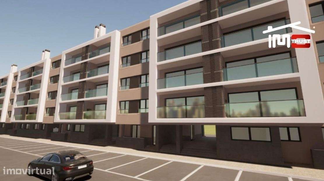 Apartamento T3 com Parqueamento e Varanda com churrasqueira - Grande imagem: 4/28