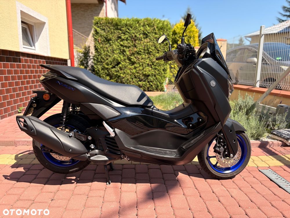 Yamaha NMAX - 7