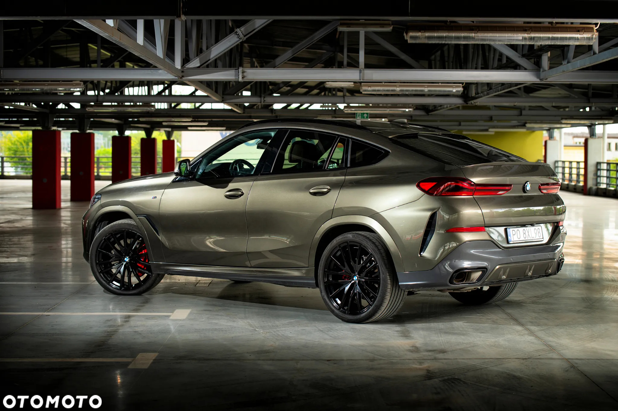 BMW X6 xDrive40i - 14