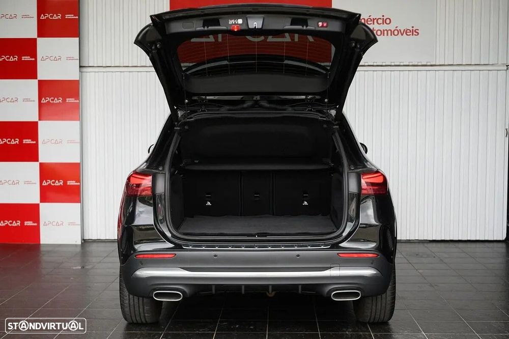 Mercedes-Benz GLA 200 AMG Line - 7