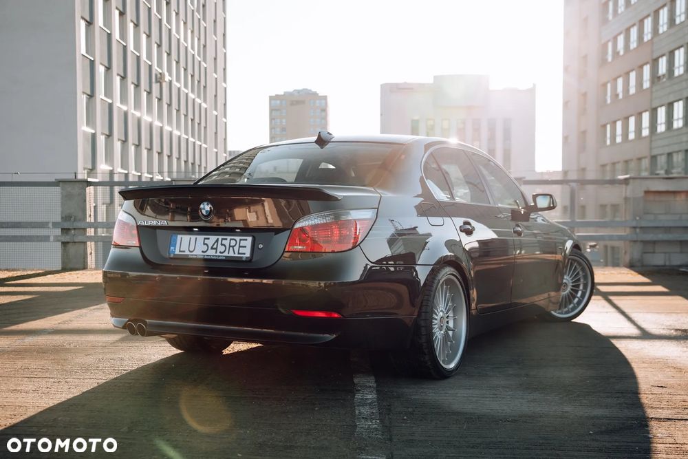 BMW Seria 5 545i - 16
