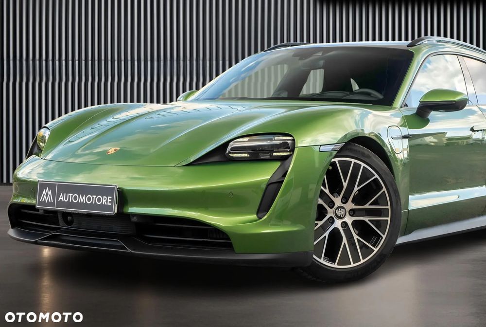Porsche Taycan - 2