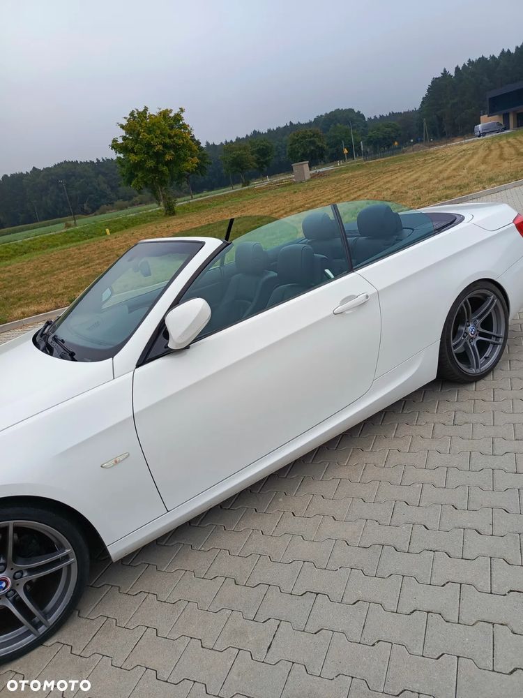 BMW Seria 3 320d - 27