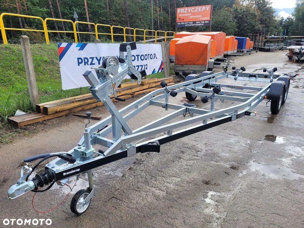 Brenderup Brenderup Premium 24200B/ Basic 2000kg dmc podłodziowa 7,2m - 8