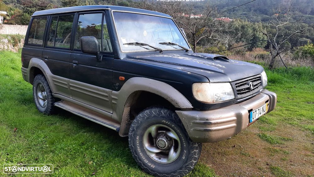 Hyundai Galloper - 2