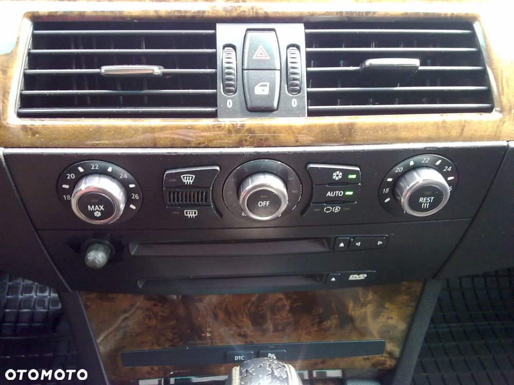 BMW Seria 5 530xd - 27