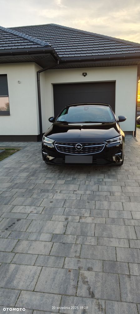 Opel Insignia 2.0 T Elegance S&S - 4