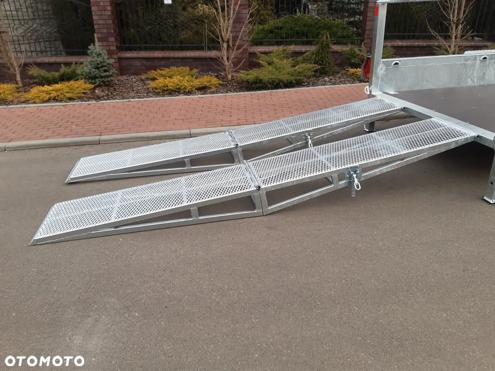 SAN-CAR Koparkowa - 13