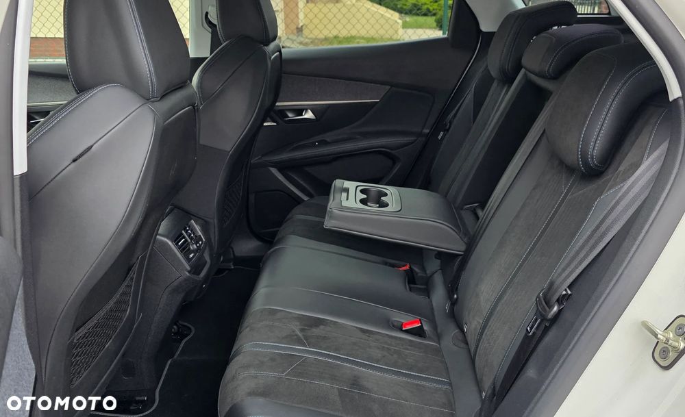 Peugeot 3008 PureTech 180 Stop & Start GPF EAT8 Crossway - 26