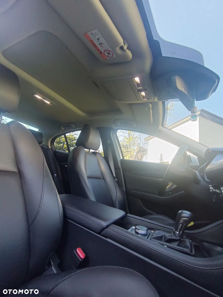 Mazda 3 e-SKYACTIV-X 186 M HYBRID DRIVE EXCLUSIVE-LINE - 17