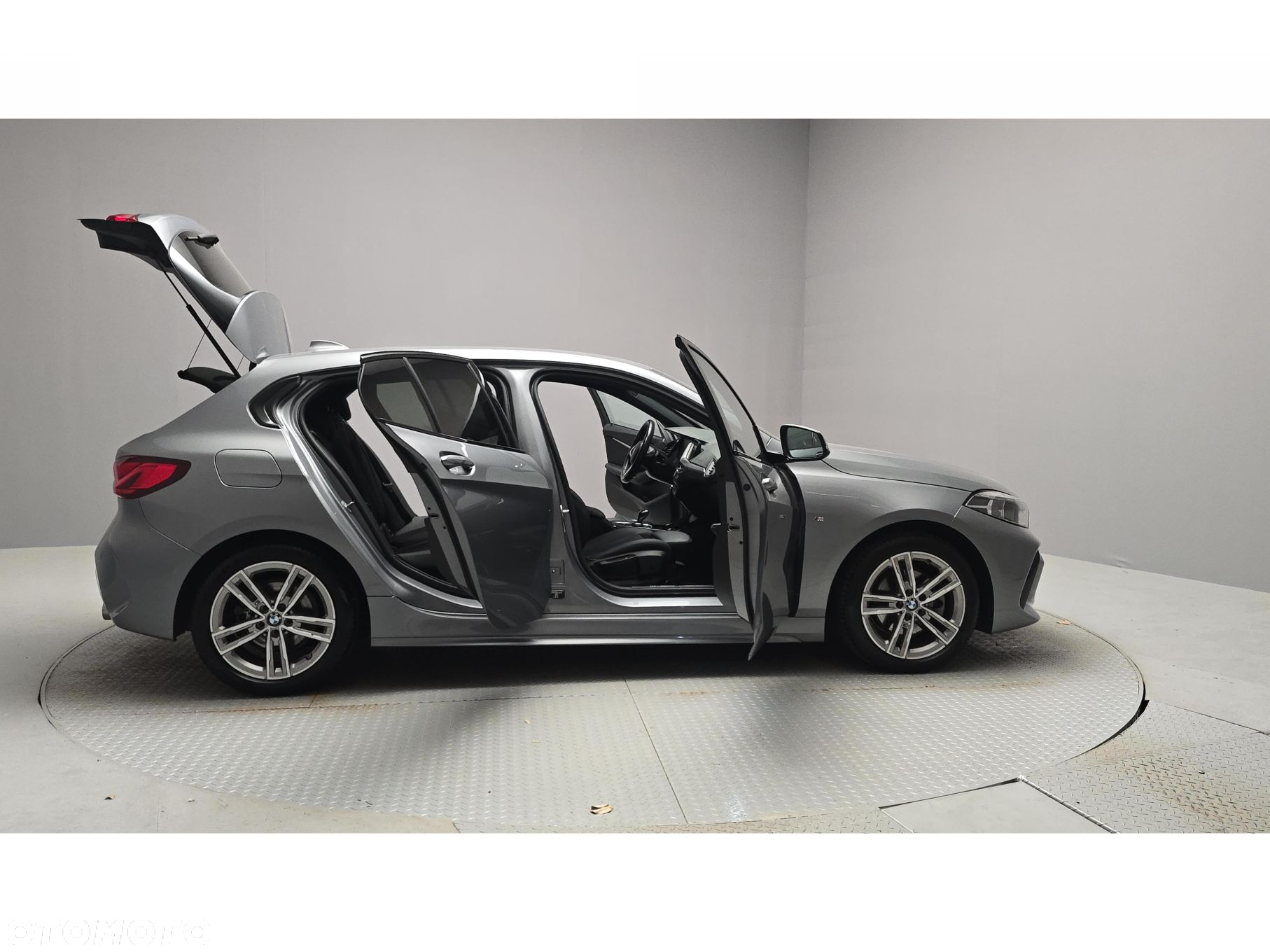 BMW Seria 1 - 11
