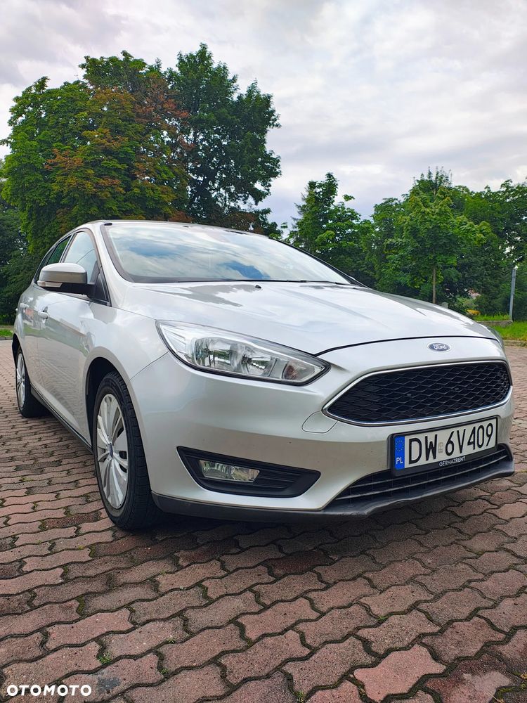 Ford Focus 1.5 TDCi SYNC Edition - 3