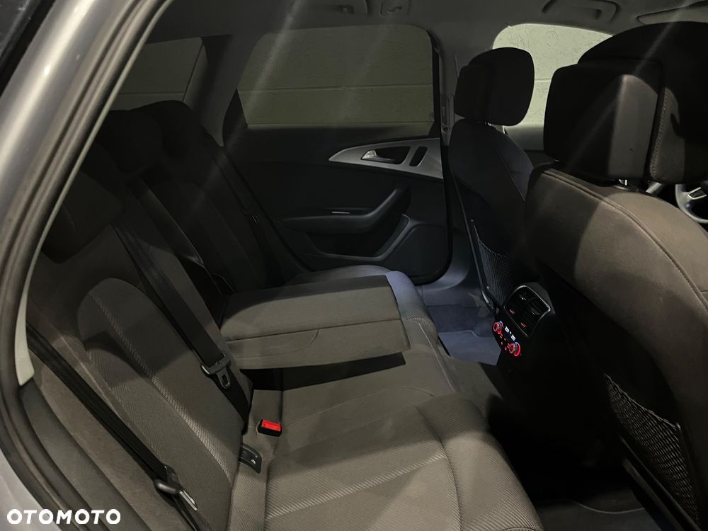 Audi A6 Avant 2.0 TDI Ultra S tronic - 32