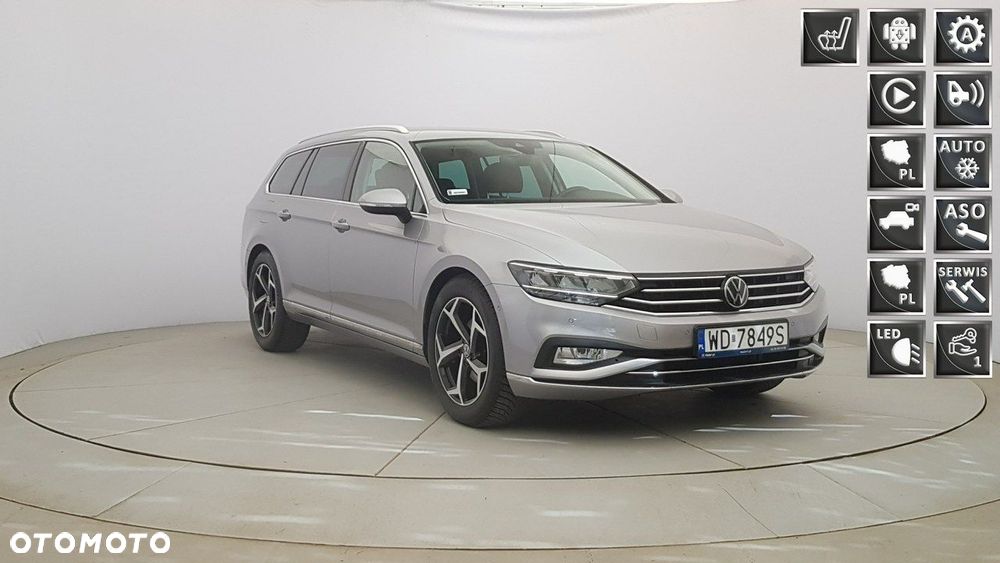 Volkswagen Passat - 1