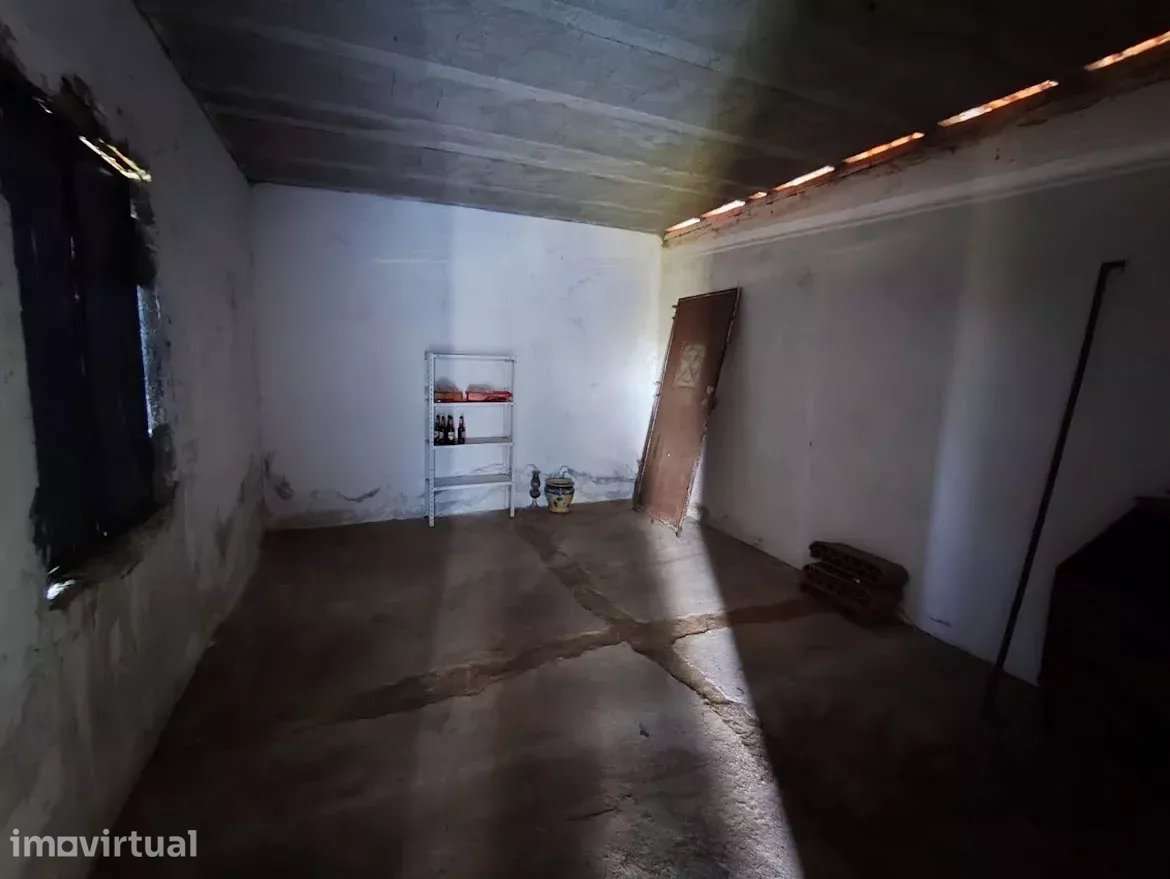 Terreno de 1750 m²  e Armazém - Grande imagem: 5/15