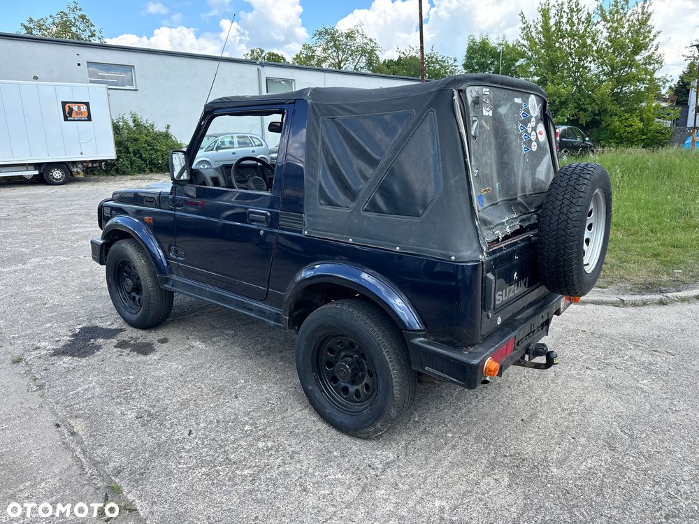 Suzuki Samurai - 3
