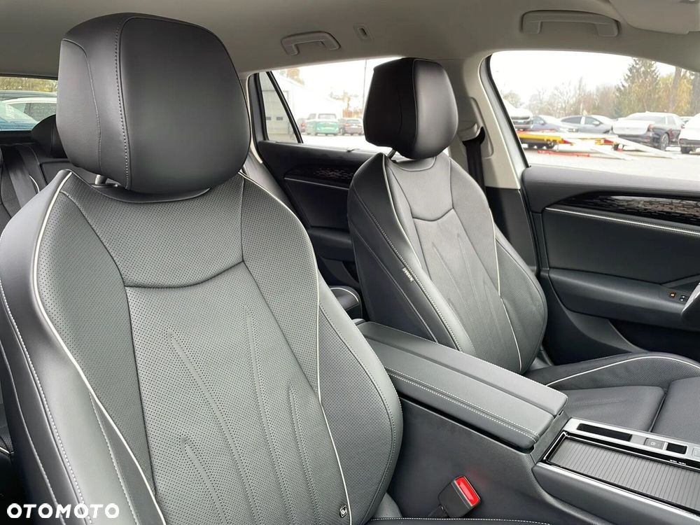 Volkswagen Passat Variant - 20