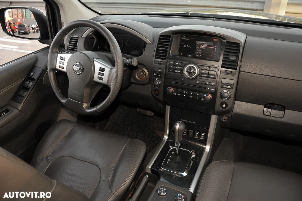 Nissan Pathfinder 3.0 dCi V6 All Mode 4X4 LE Aut. - 4