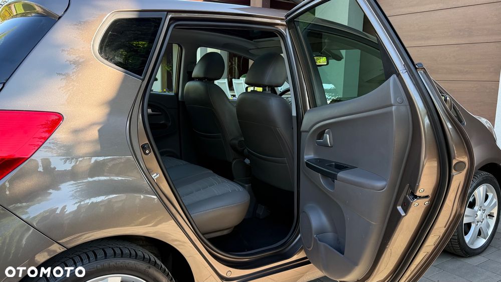 Kia Venga 1.6 CVVT Platinum Edition - 19