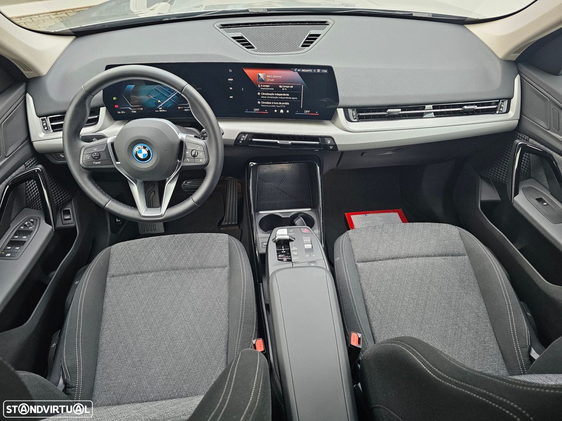 BMW iX1 eDrive20 - 18