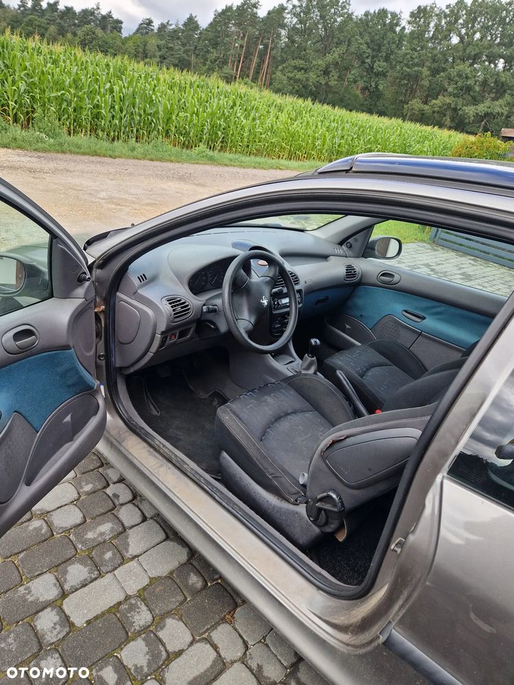 Peugeot 206 - 9