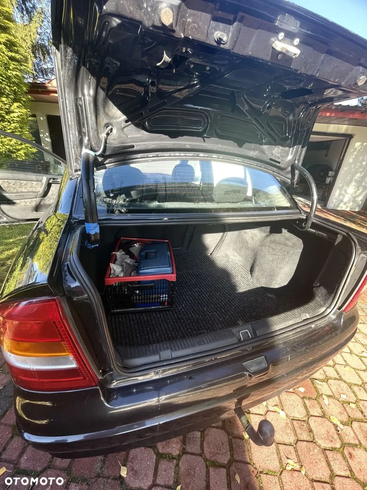 Opel Astra II 1.6 GL / Start - 10