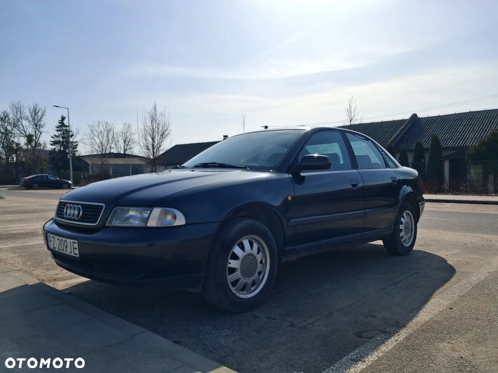 Audi A4 Limousine 1.6 - 1