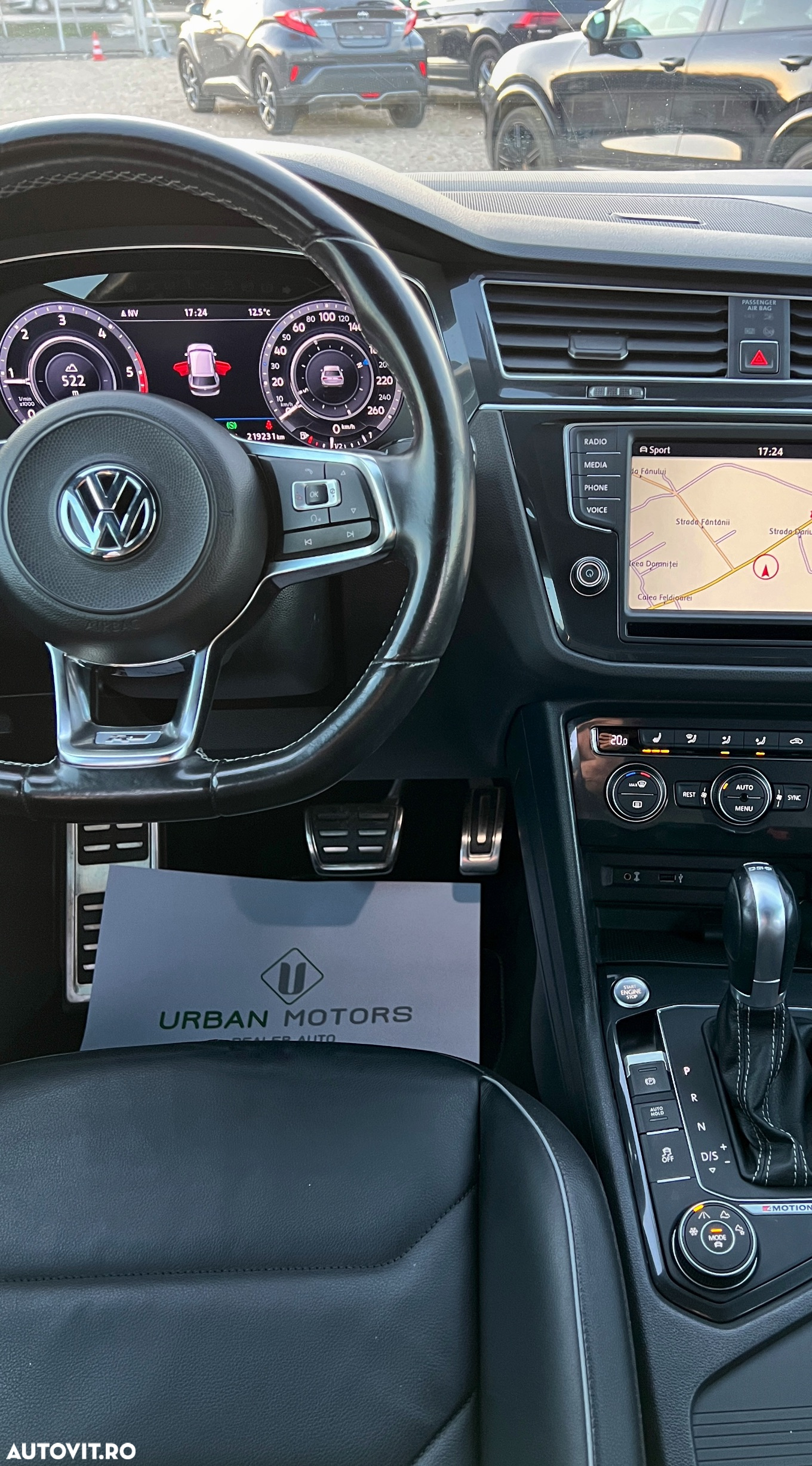 Volkswagen Tiguan 2.0 TDI SCR 4MOTION DSG Highline - 32