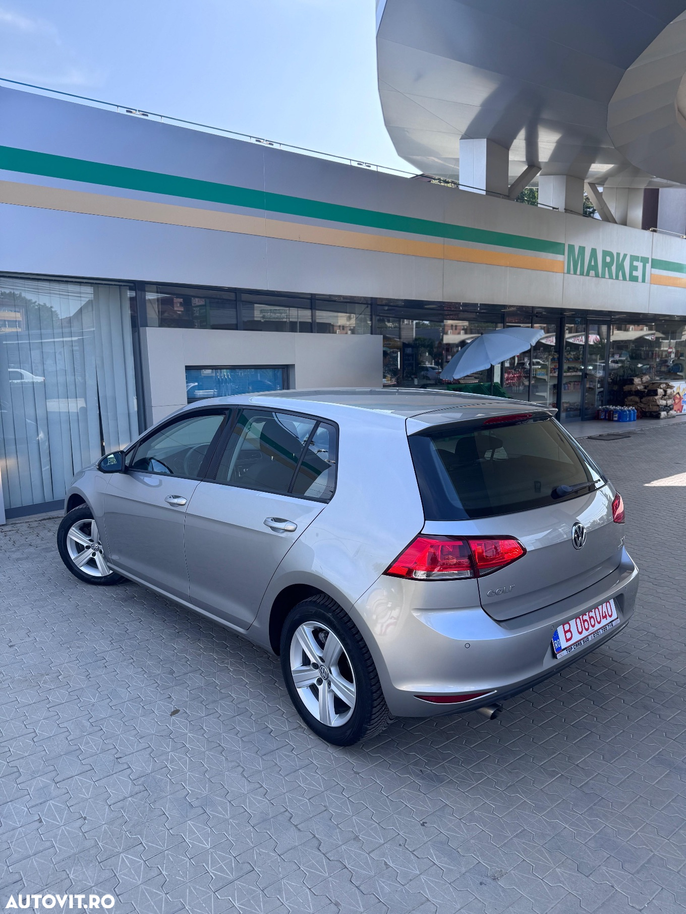 Volkswagen Golf 1.2 TSI BlueMotion Technology Trendline - 13