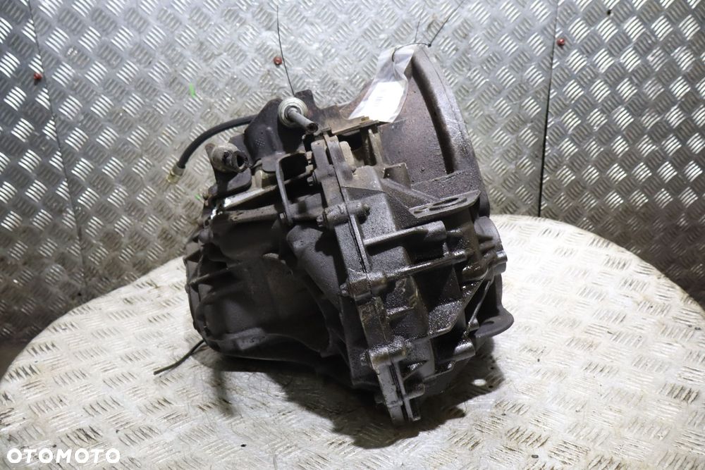SKRZYNIA 6 BIEGOWA TRAFIC II LIFT 2.0DCI PF6M9T - 3