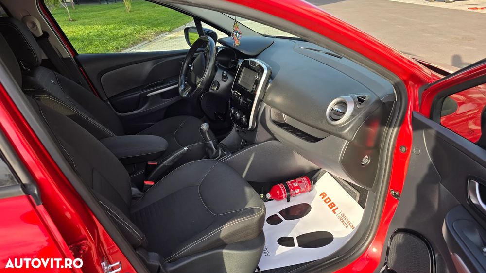 Renault Clio - 7