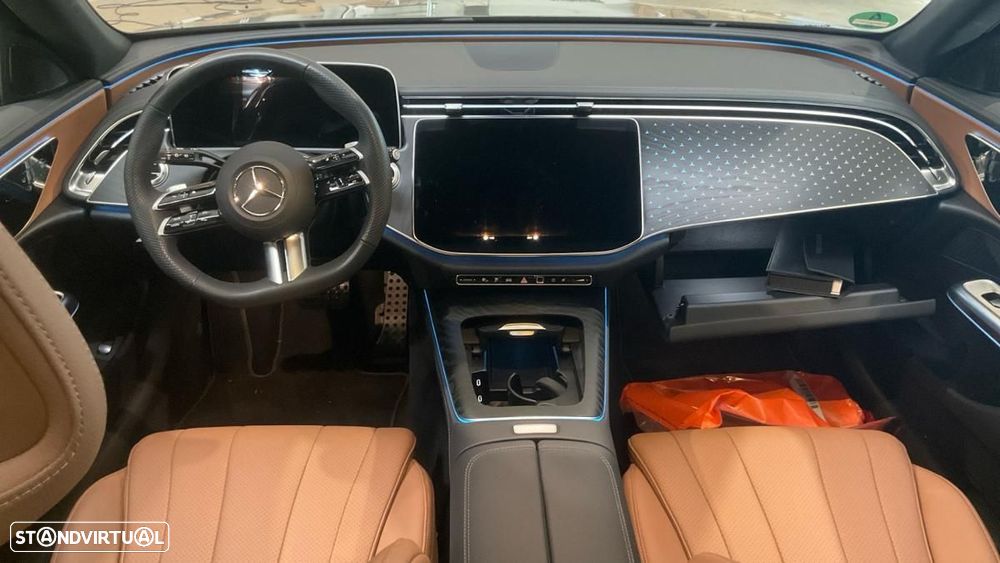 Mercedes-Benz E 300 Standard - 5