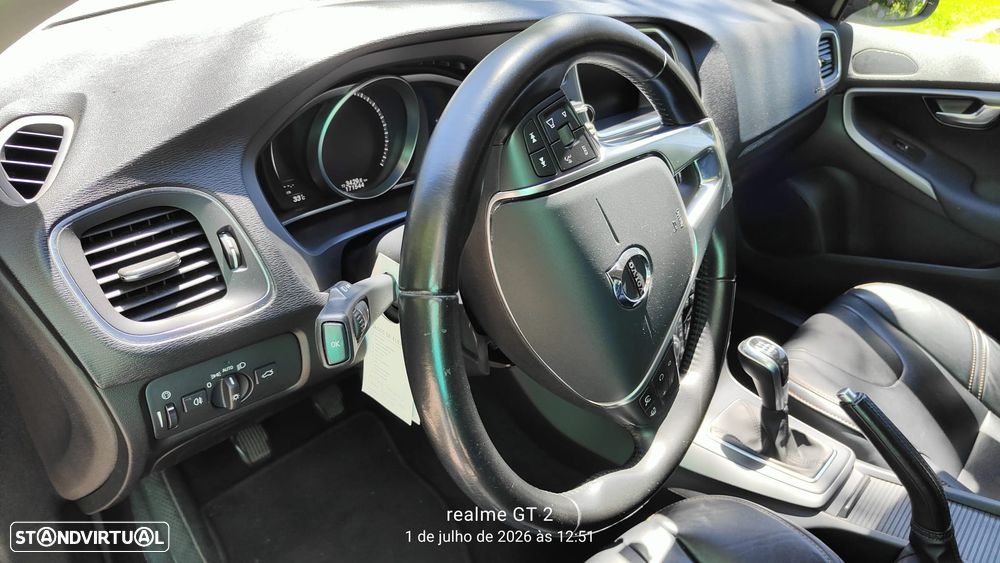 Volvo V40 Cross Country 2.0 D3 - 2