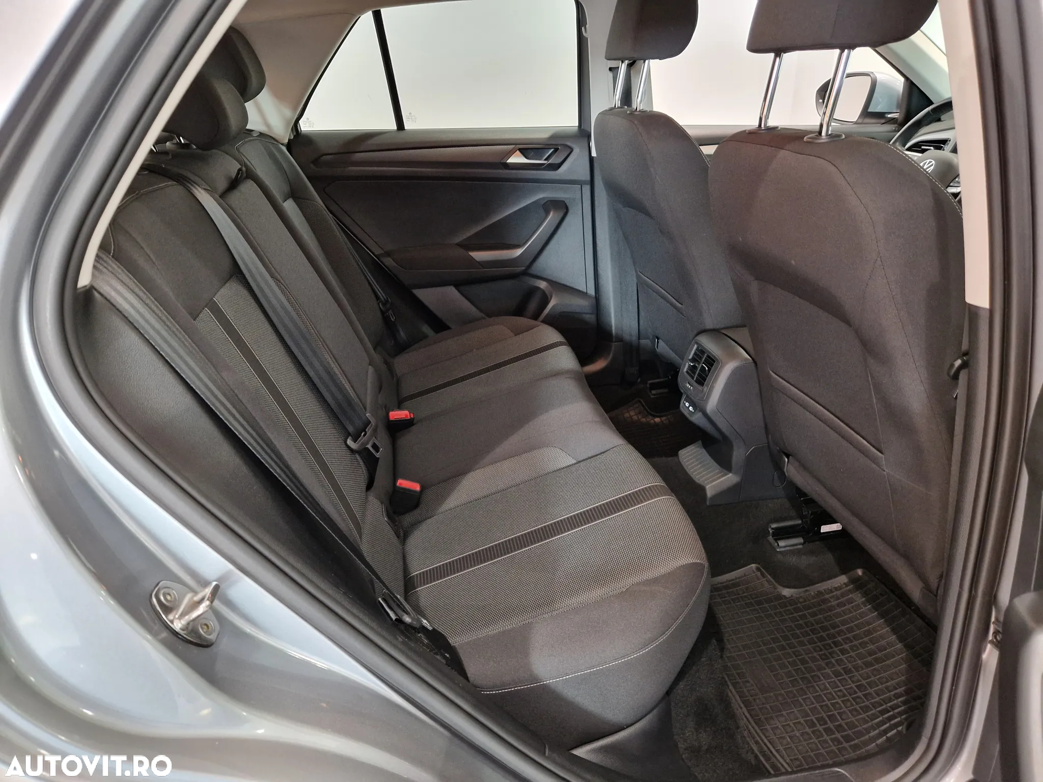 Volkswagen T-ROC 1.0 TSI Life - 15