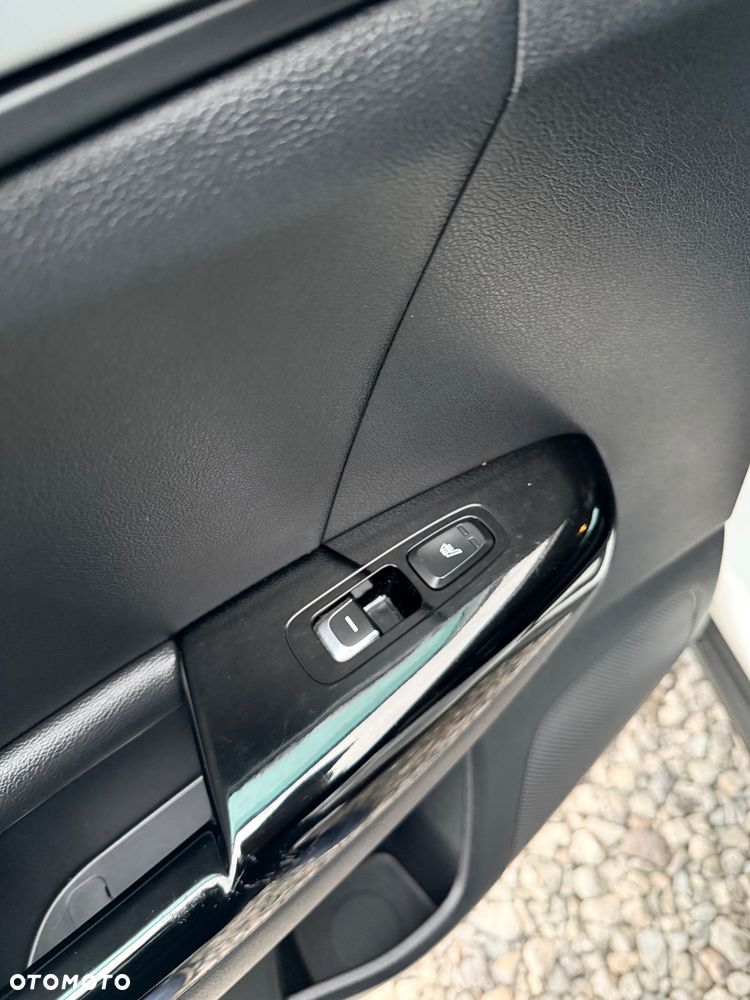 Kia Sportage 1.6 GDI Business Line M 2WD - 18