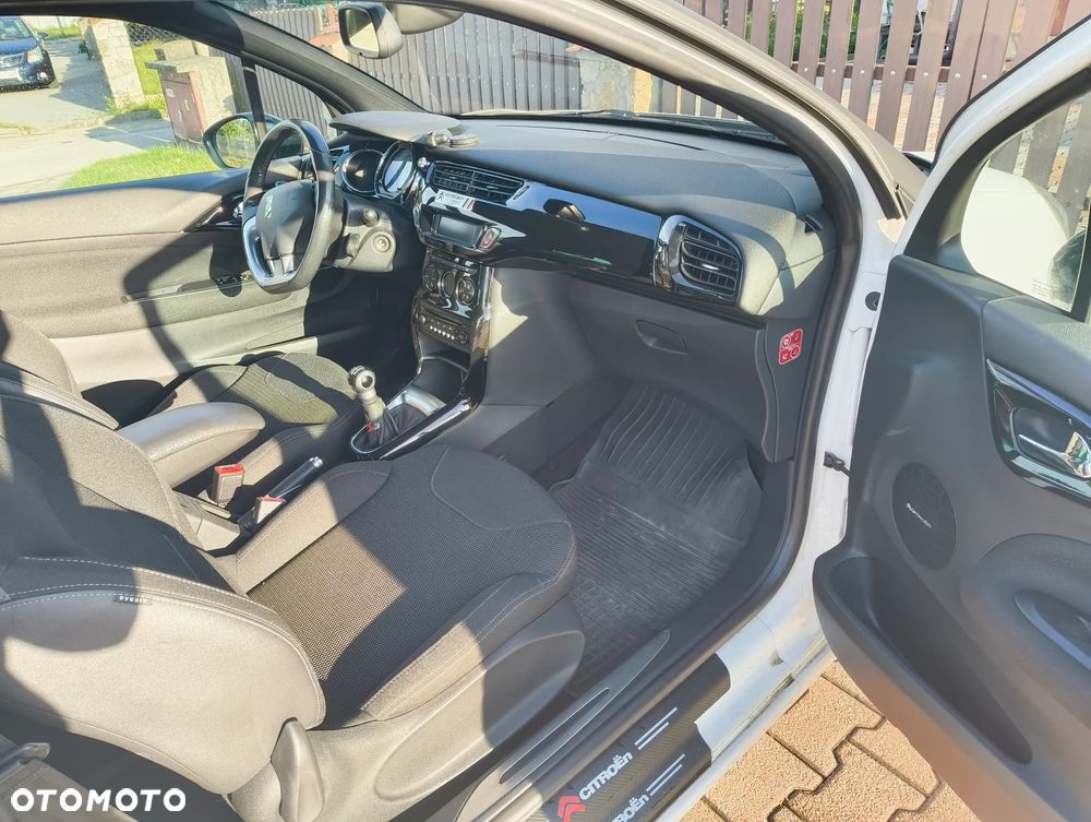 Citroën DS3 e-HDi 90 FAP SoChic - 10
