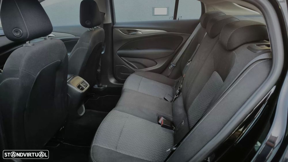 Opel Insignia Grand Sport 1.6 CDTi Business Edition - 24