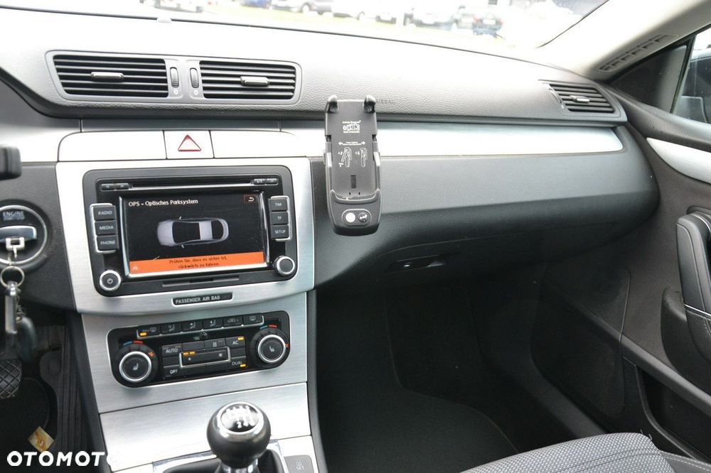 Volkswagen Passat CC - 18