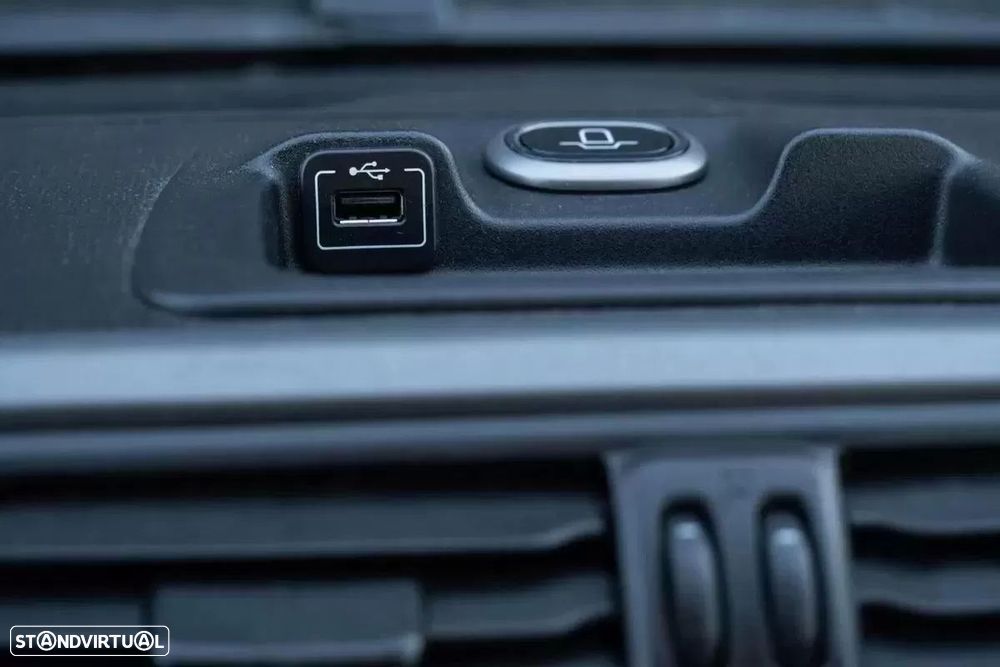 Fiat Panda 1.0 Hybrid Cross - 22