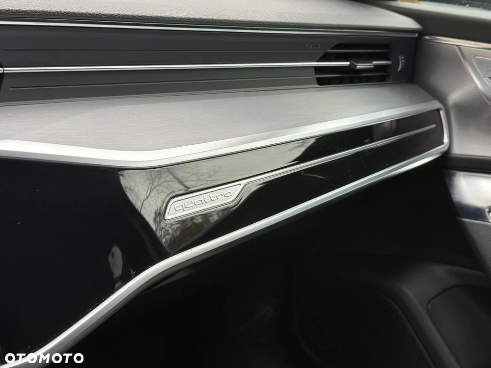 Audi A6 Avant 55 TFSI e Quattro Sport S tronic - 12