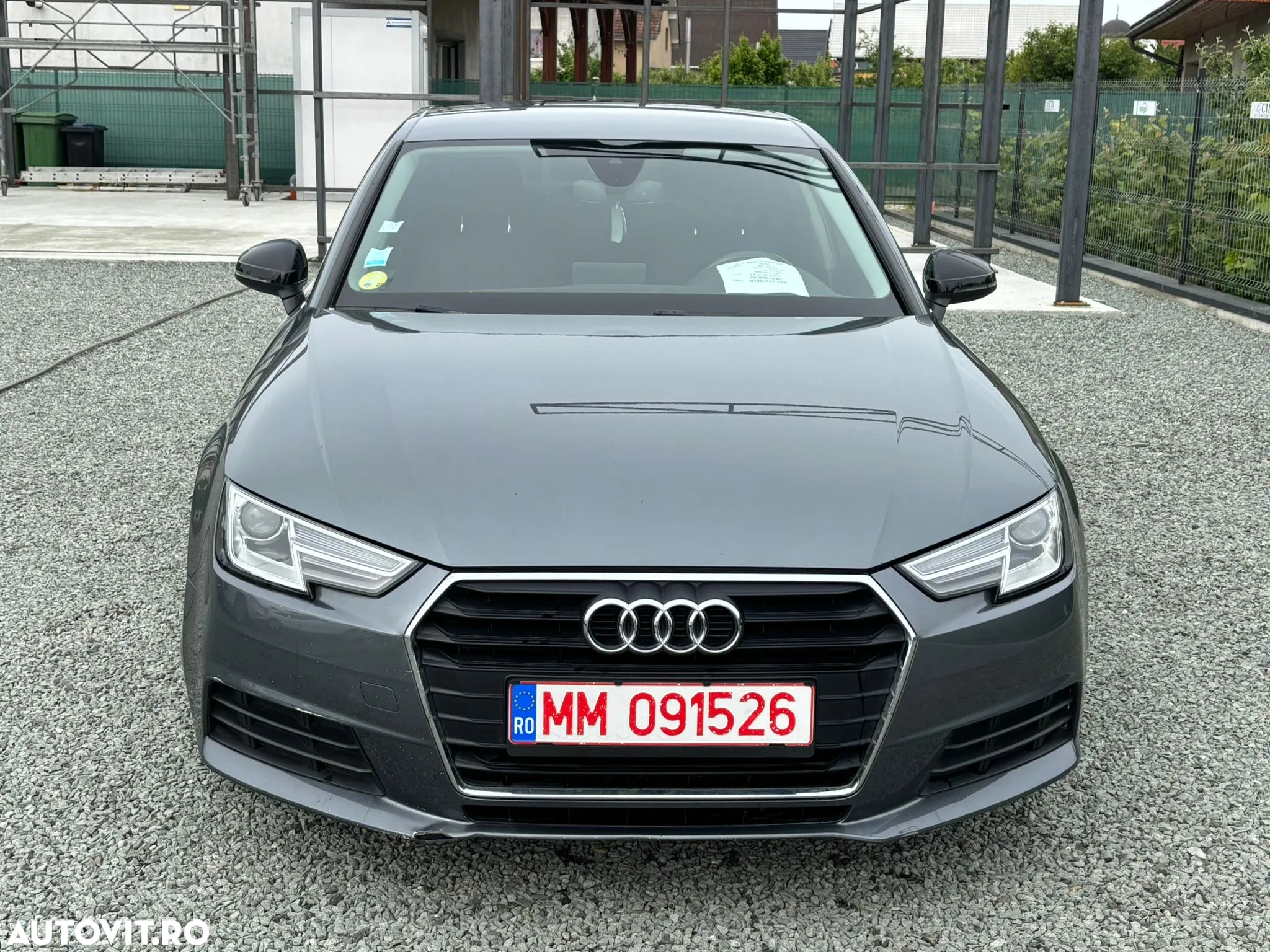 Audi A4 2.0 TDI ultra S tronic - 3
