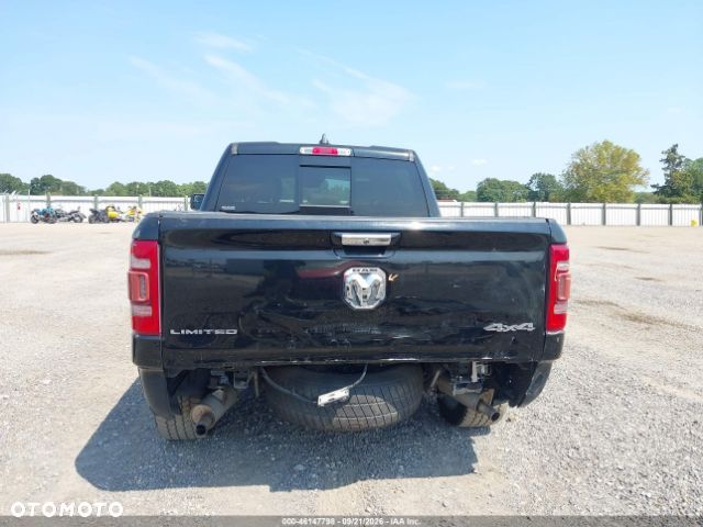 RAM 1500 5.7 Crew Cab Limited - 10
