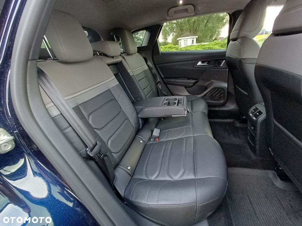 Citroën C5X 1.2 PureTech Plus EAT8 - 33