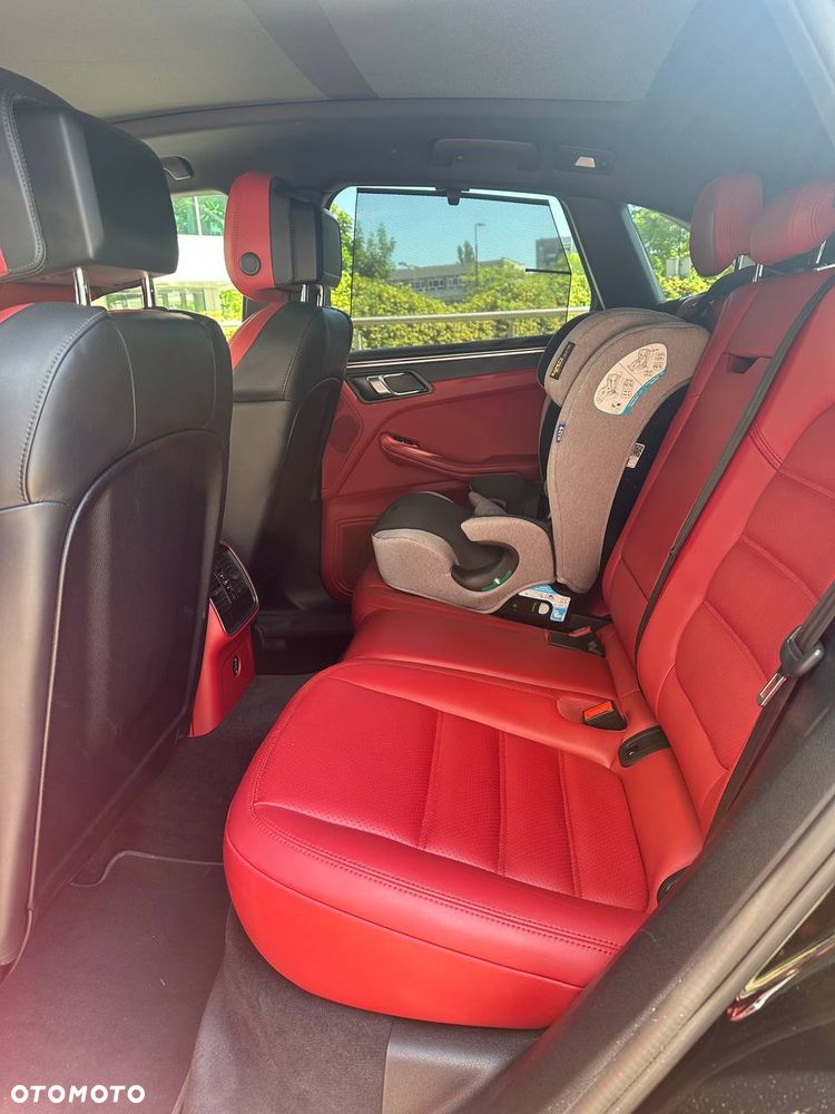 Porsche Macan - 9