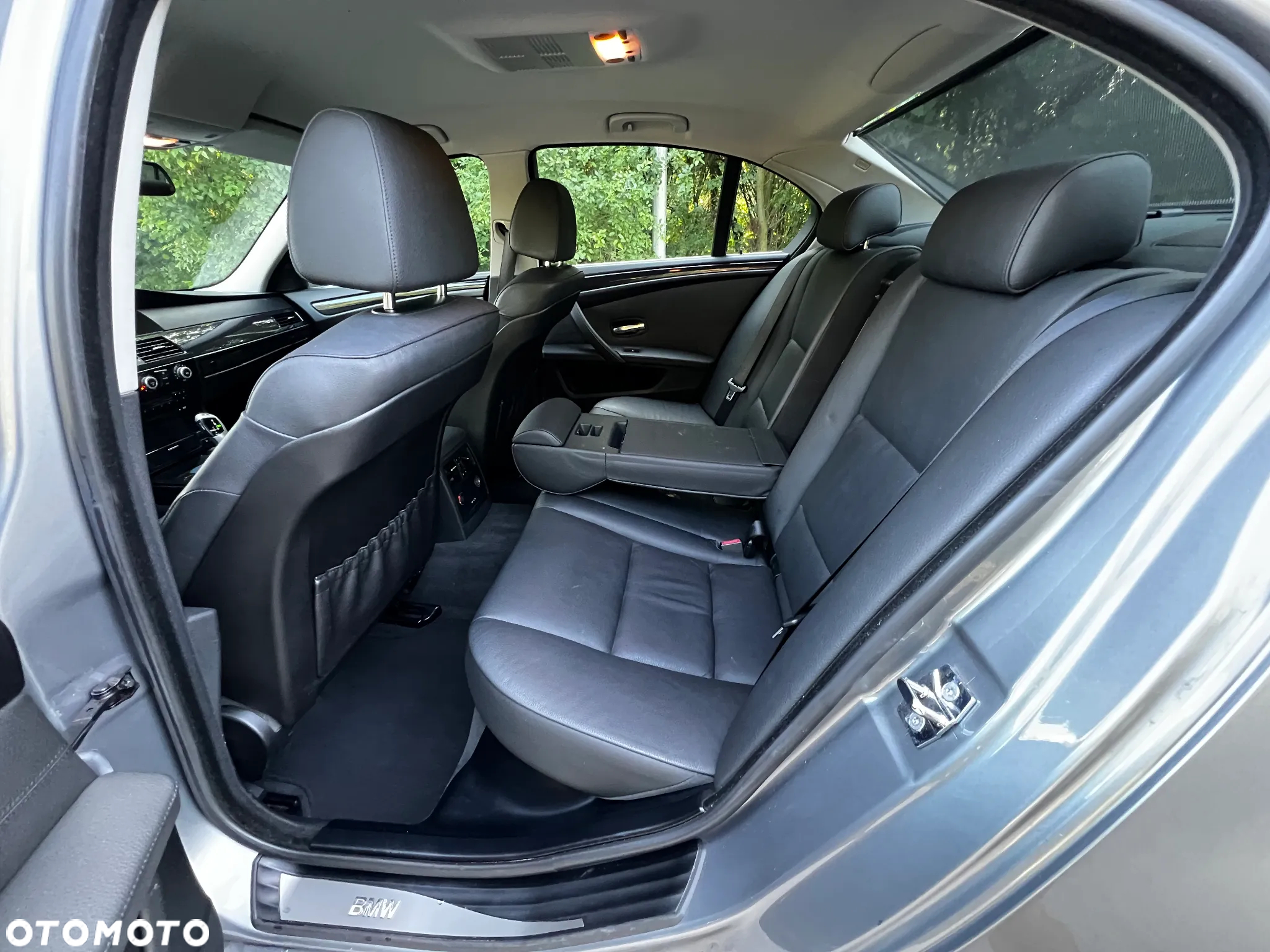 BMW Seria 5 525i - 11