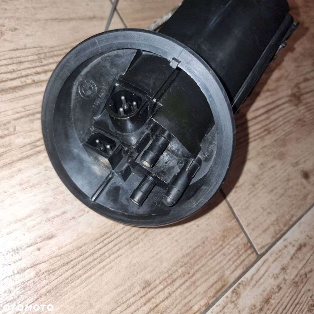 BMW 8 E31 850 POMPA PALIWA KOSZ OBUDOWA 1180470 - 3