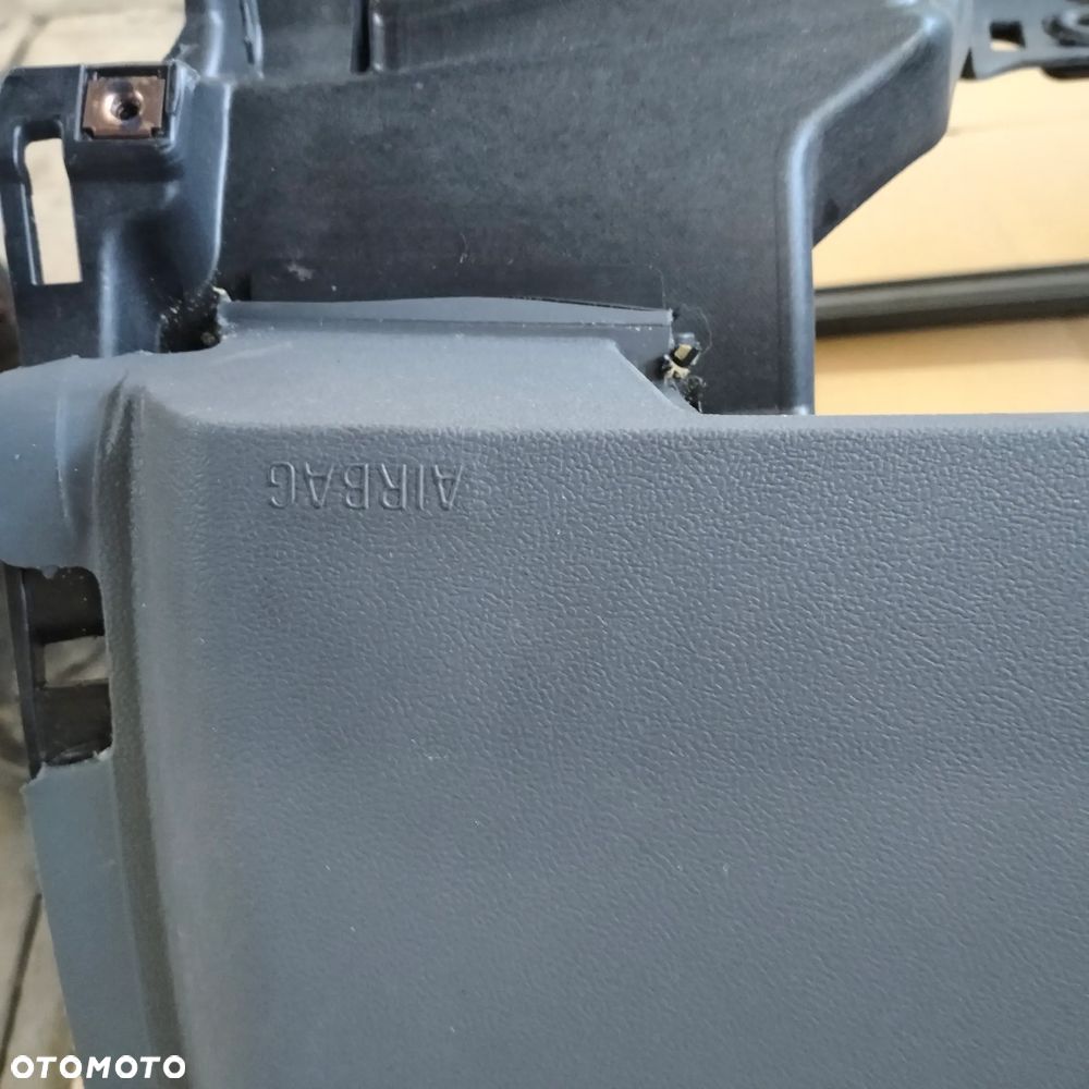 OPEL ZAFIRA C ORGINALNA DESKA Z PODUSZKAMI I DOPINACZMI - 8