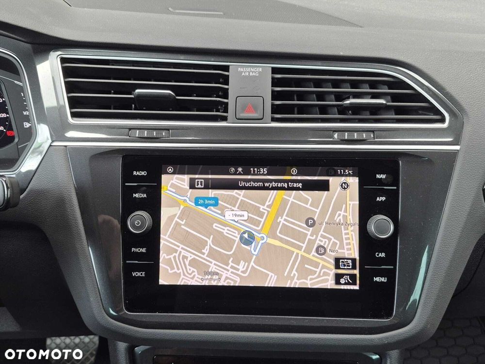 Volkswagen Tiguan - 10